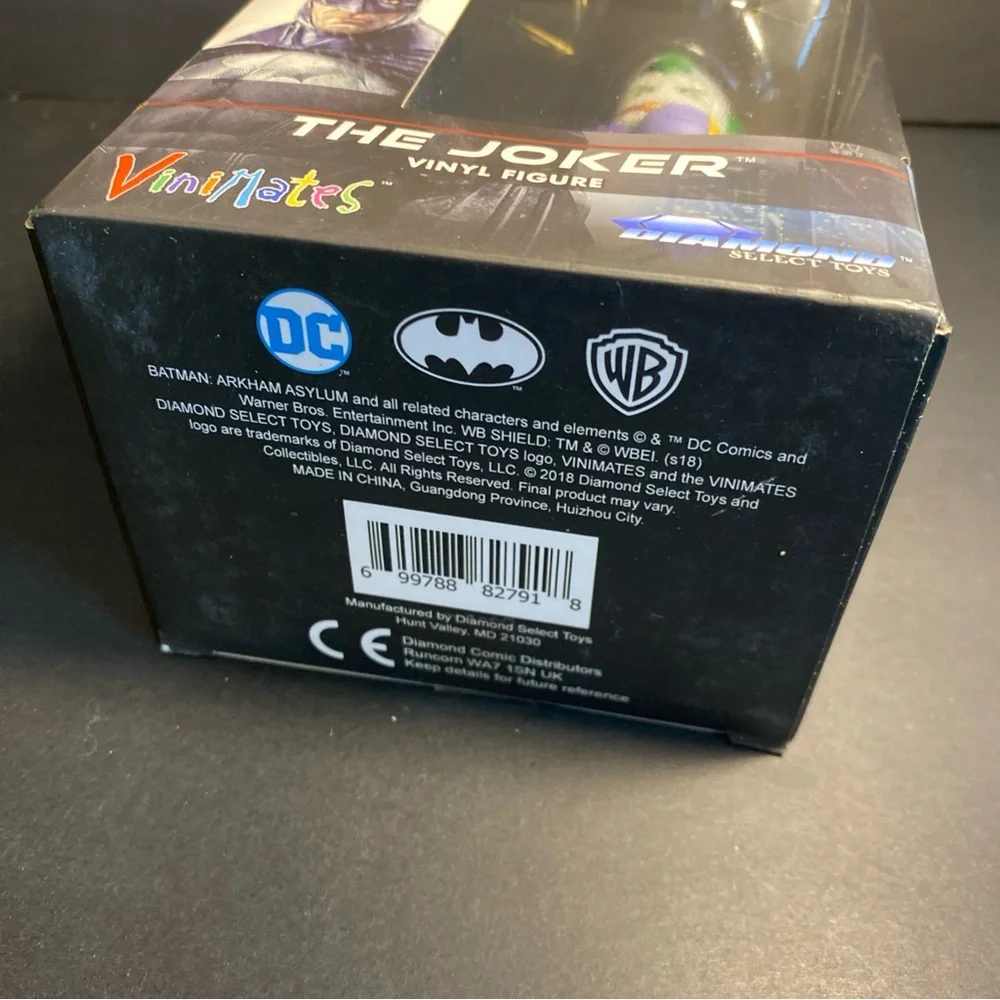 DC‎ Comics Batman Arkham Asylum Vinimates THE JOKER Diamond Select Toys Figure